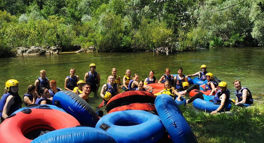 Rivertubing Kroatie Comfort singlereis Rivertubing Kroatie Comfort singlereis